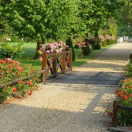 לינה וארוחת בוקר Chateau De Chappe Les Bois-d'Anjou