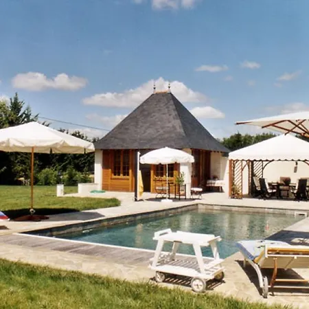 Alojamento de Acomodação e Pequeno-almoço Chateau De Chappe *