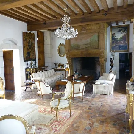 לינה וארוחת בוקר Chateau De Chappe *