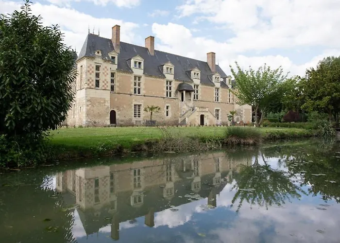 Chateau De Chappe לינה וארוחת בוקר Les Bois-d'Anjou