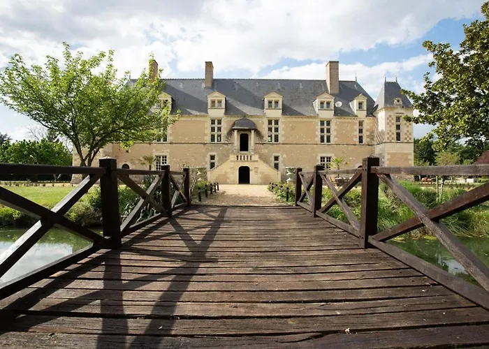Chateau De Chappe * Les Bois-d'Anjou