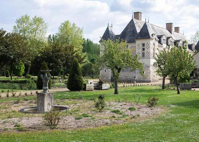 住宿加早餐酒店 Chateau De Chappe Les Bois-d'Anjou