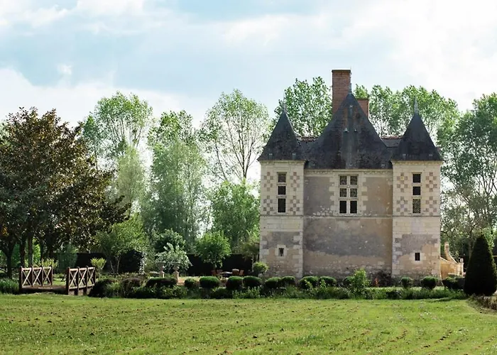Chateau De Chappe * Les Bois-d'Anjou