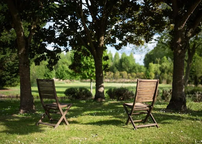 לינה וארוחת בוקר Chateau De Chappe Les Bois-d'Anjou