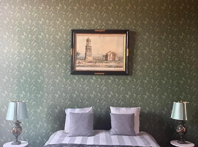 לינה וארוחת בוקר Chateau De Chappe *