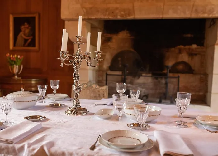 Chateau De Chappe לינה וארוחת בוקר Les Bois-d'Anjou